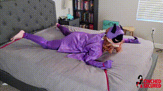 www.cinchedandsecured.com - 1306 - MinxGrrl - Batgirl's Beat Down thumbnail